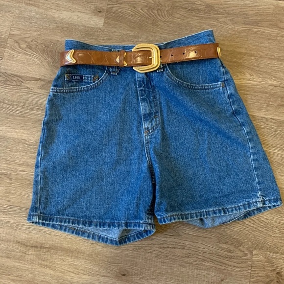 Vintage Dark Wash Lee High Waisted Mom Shorts - Picture 5 of 9